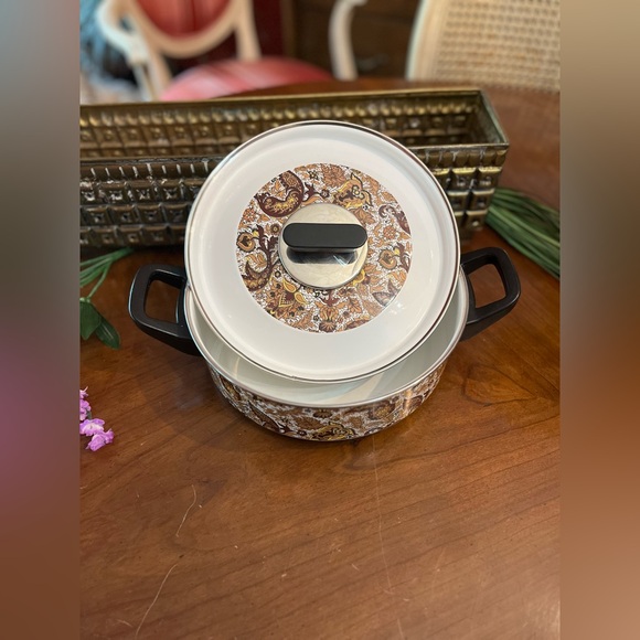 Vintage MCM Fancipan Autumn Leaf Brown Paisley 9”x3” Enamel Stew Pan w Lid - Picture 3 of 11